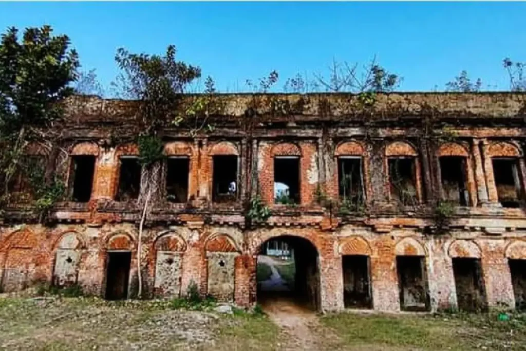 Bangladesh's Haunted Zamindar Mansions