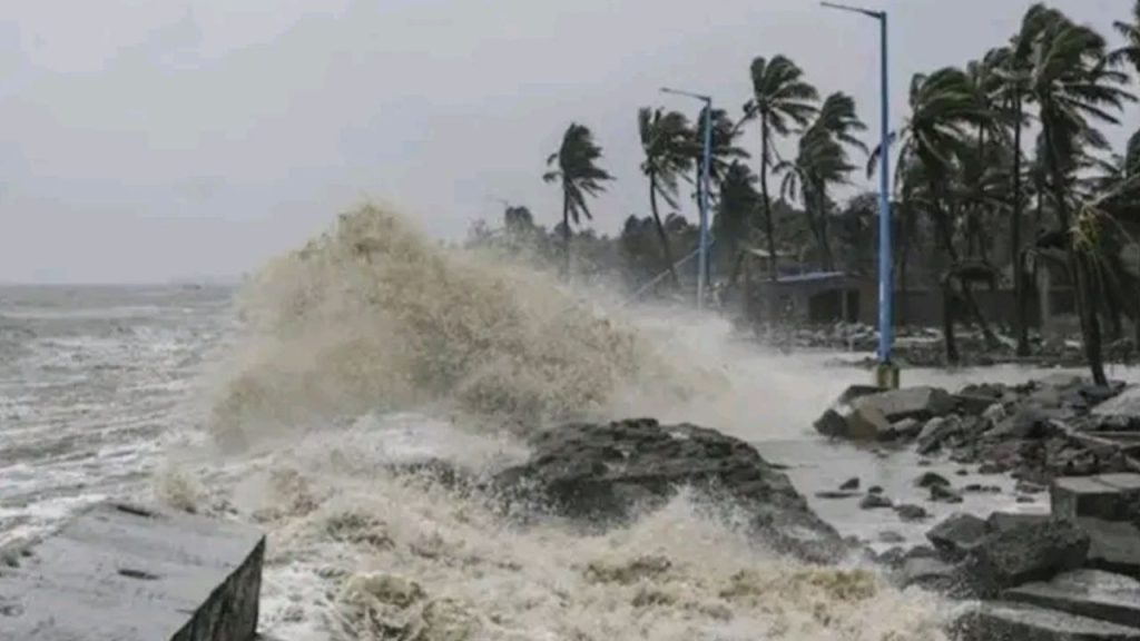 Bay of Bengal deep depression Bangladesh ports