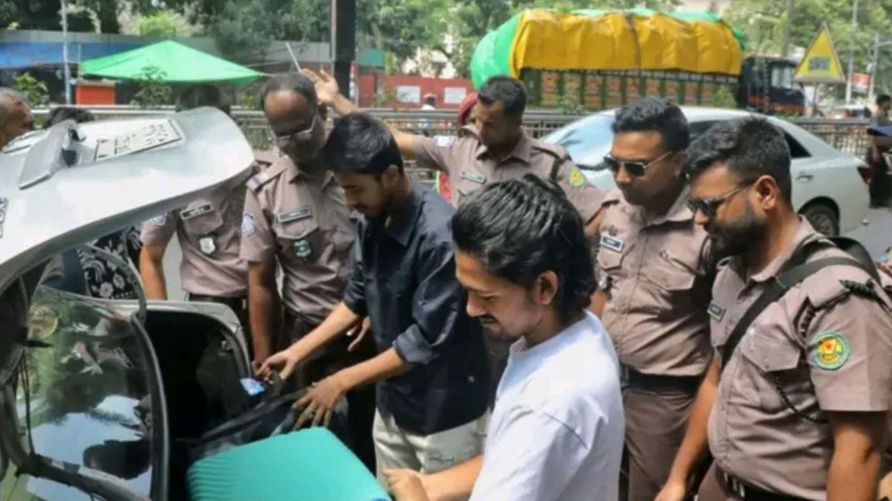 Dhaka bomb blasts bus arson checkpoints
