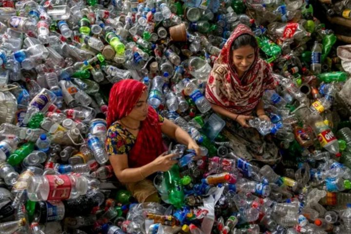 Dhaka Plastic Waste