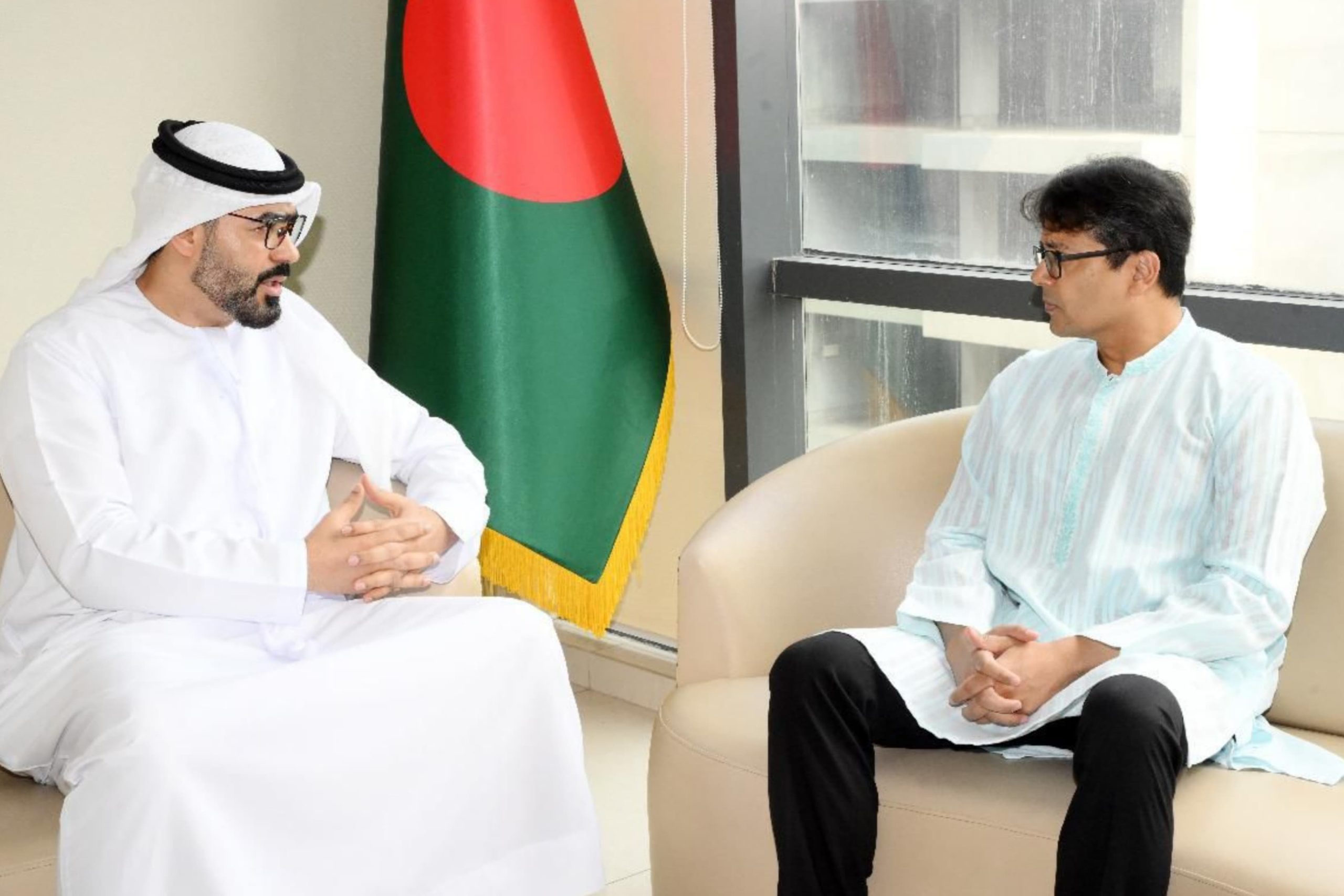 Abdulla Ali AlHmoudi and Siddiqi