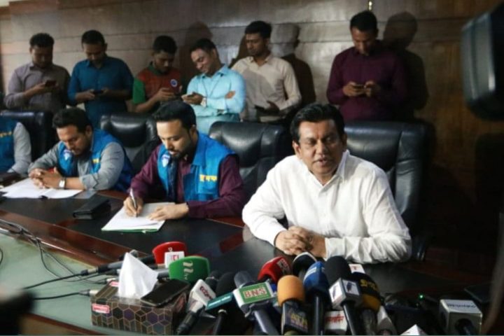 BCB CEO Nizamuddin Chowdhury addressing