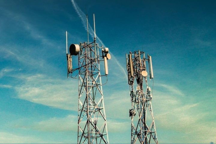 Mobile & Internet