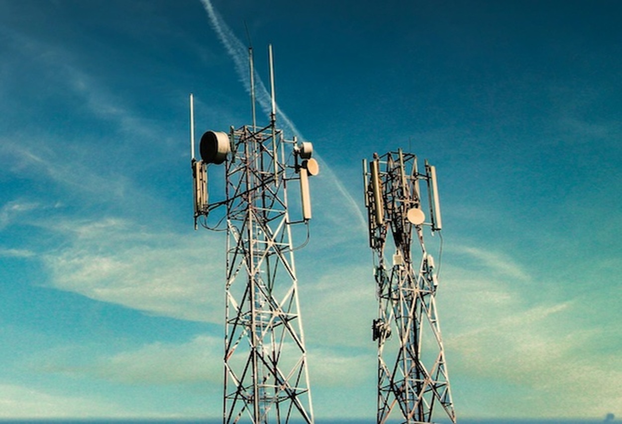 Mobile & Internet