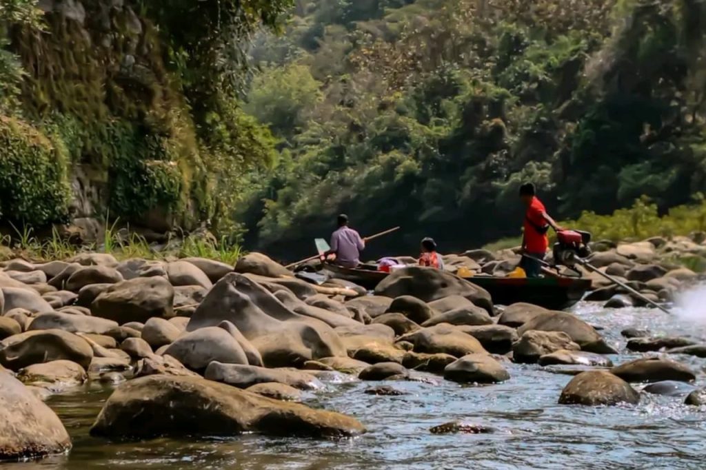 Na Tham Va Waterfall