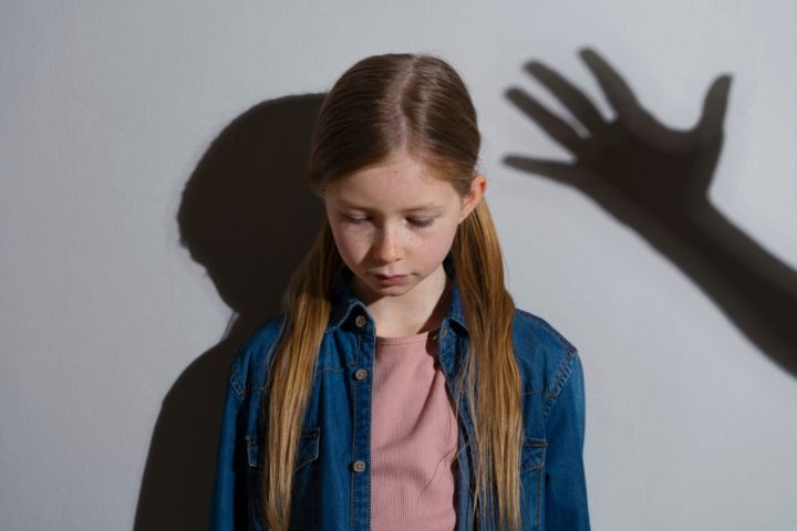 Nari O Shishu Nirjatan