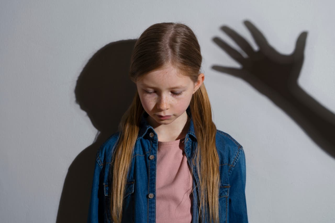 Nari O Shishu Nirjatan