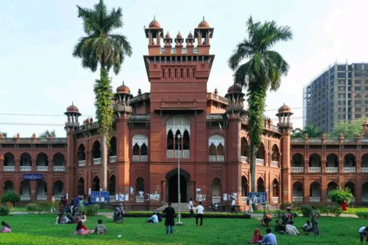 Dhaka University