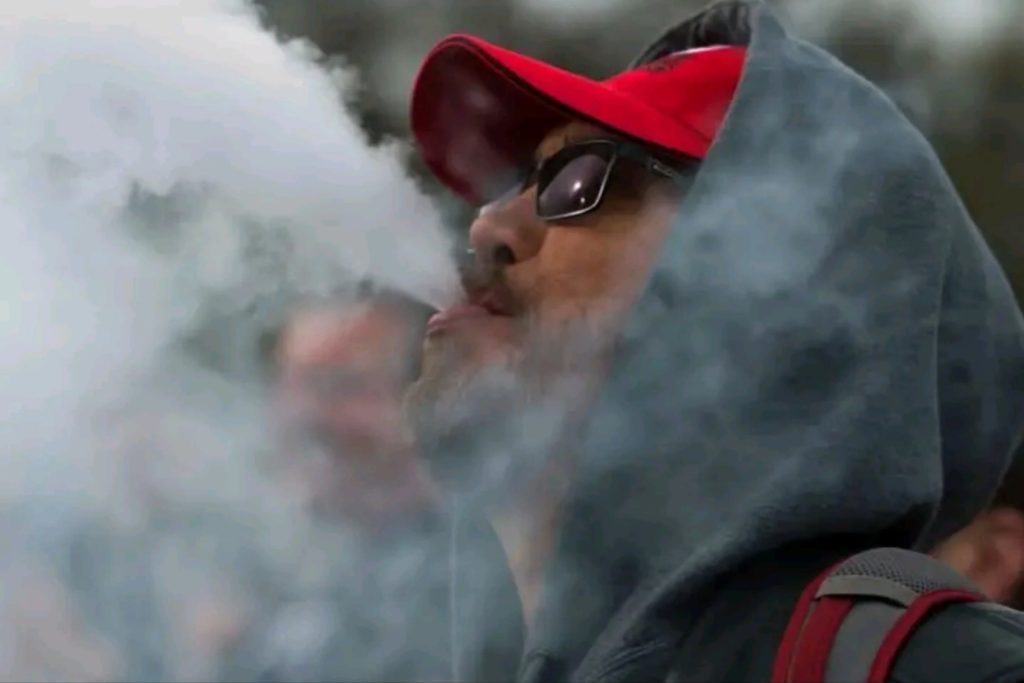 vaping